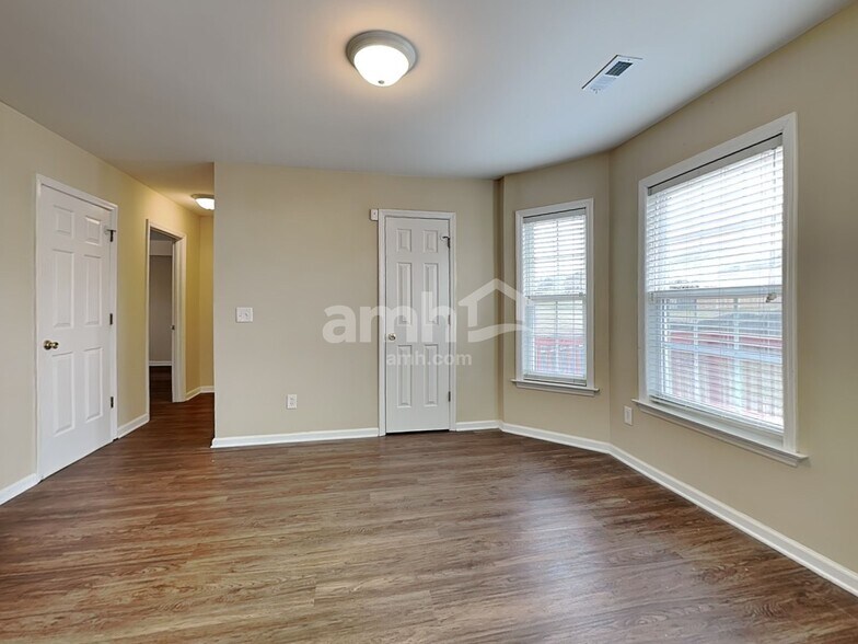 Building Photo - 1849 Denise Ln