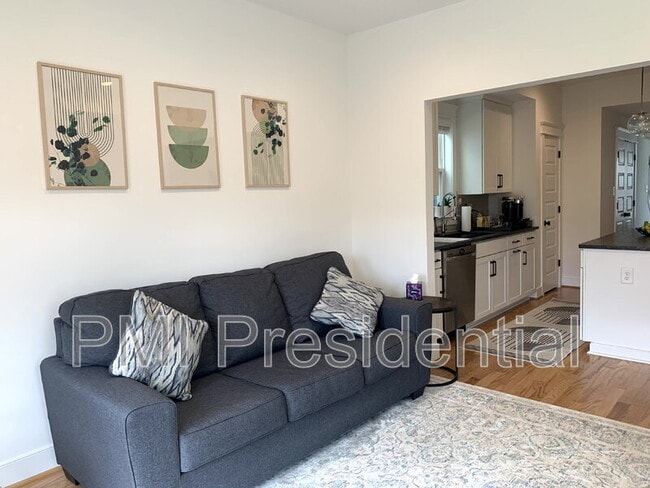 Building Photo - 1318 N 34th St