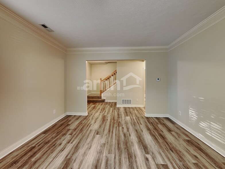 Building Photo - 6213 Womersley Dr