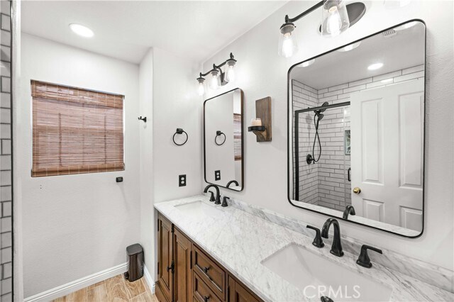 Building Photo - 27503 Wellsley Way
