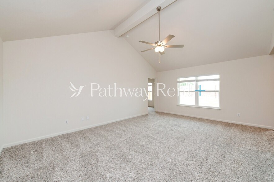 Building Photo - 10832 Gray Mare Dr