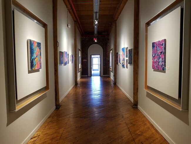 Building Photo - Available NOW- 1-Bd/1Ba in Werthan Lofts
