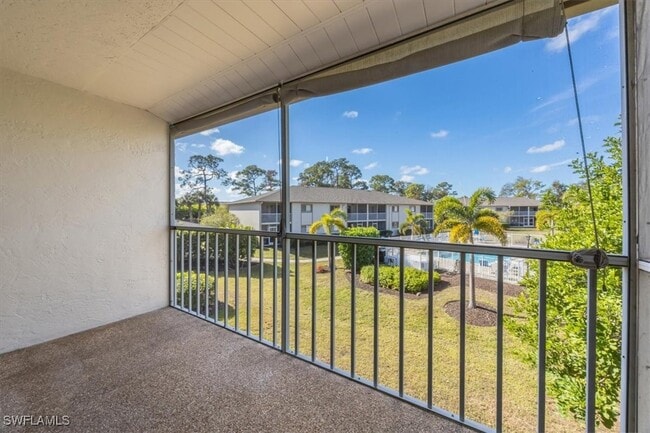 Building Photo - 2350 Naples Trace Cir