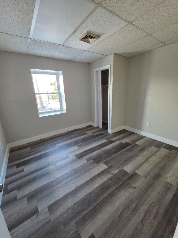 Building Photo - 15220 Saranac Rd