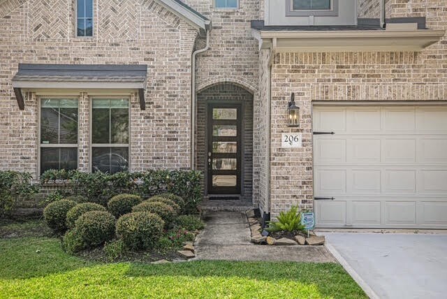 Building Photo - 206 Liatris Ct