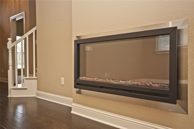 Building Photo - 3210 SW Stonepoint Ave