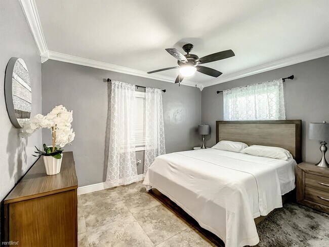 Building Photo - 3 br, 2 bath House - 1895 NE 154th St