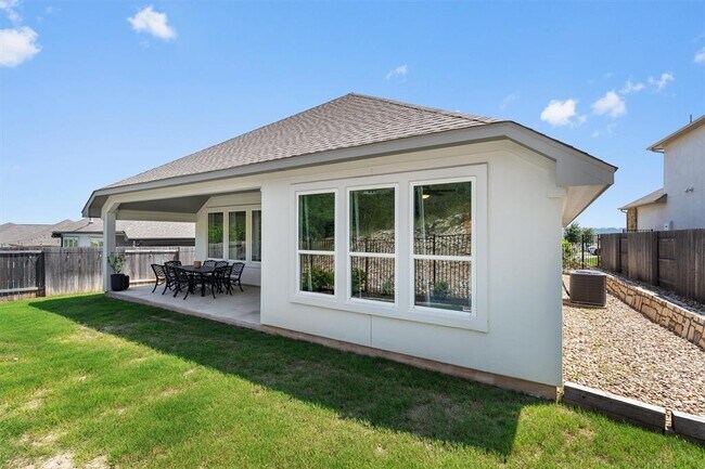 Building Photo - 332 Saturnia Dr