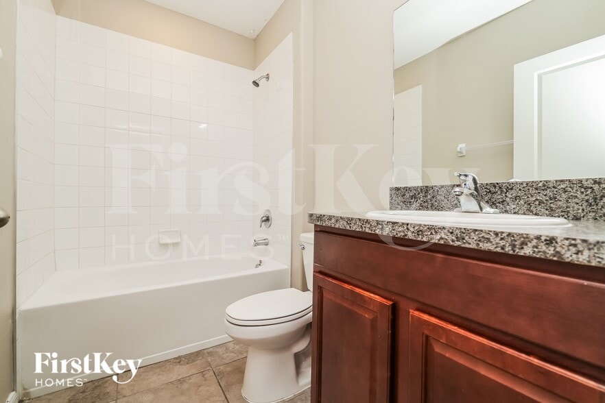 Building Photo - 9632 Sage Creek Dr