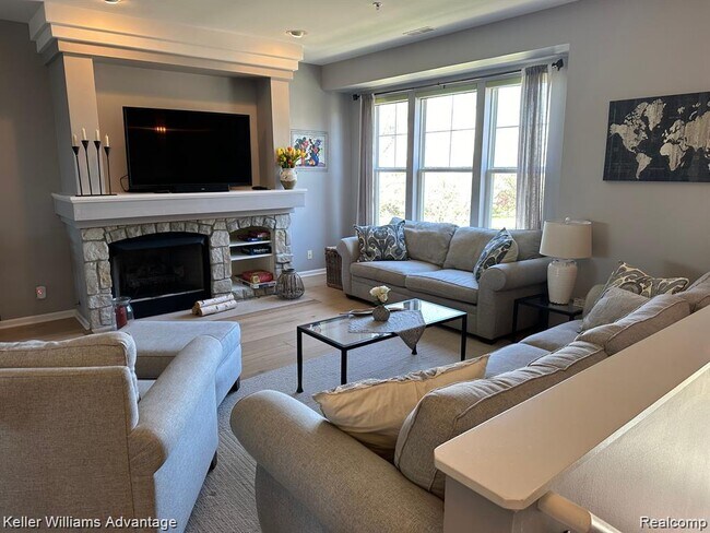 Building Photo - 150 Hamilton St