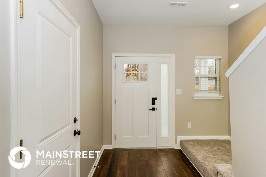 Building Photo - 2051 Paddle Wheel Dr