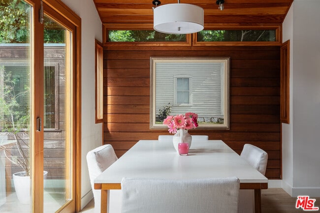 Building Photo - 1413 Ashland Ave