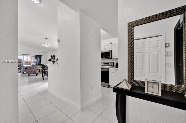 Building Photo - 13721 SW 119th Ave
