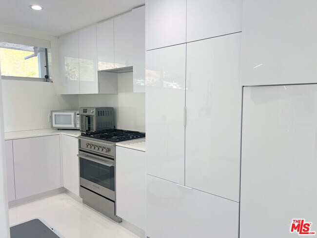 Building Photo - 22548 Pacific Coast Hwy