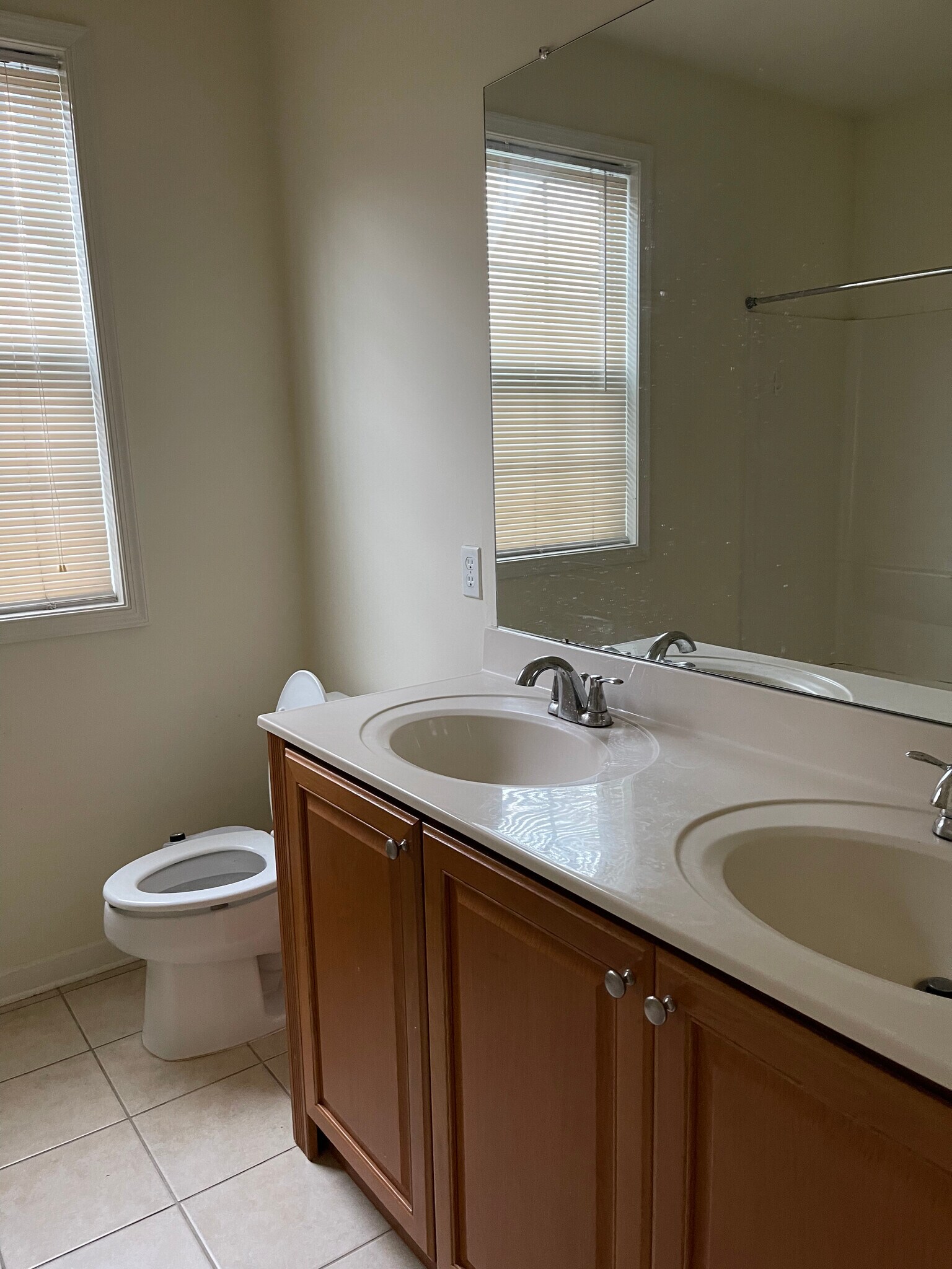 Building Photo - 3228 Edward Stec Blvd