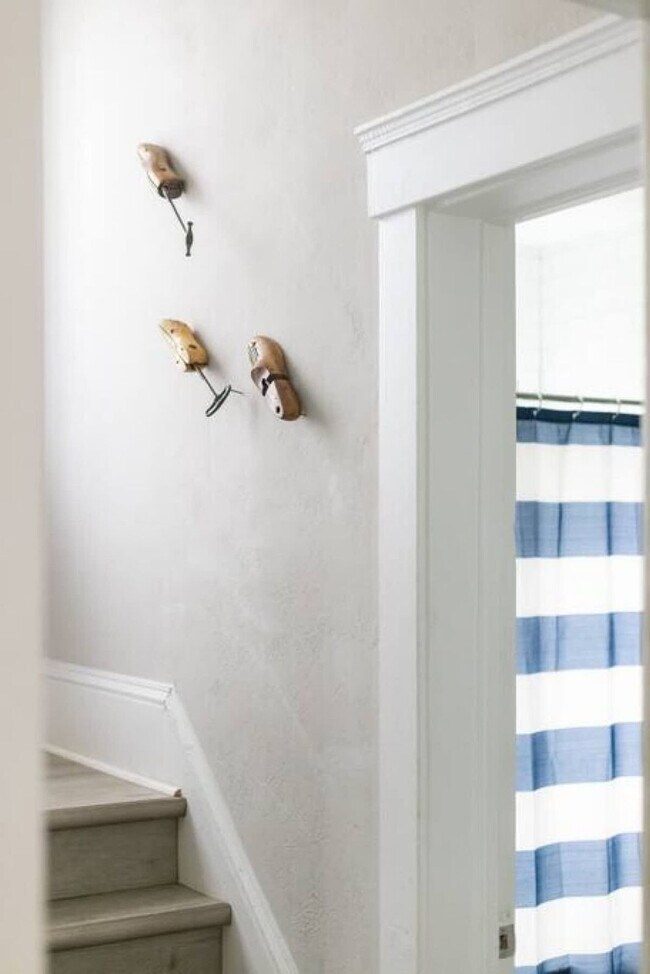 Building Photo - 6011 Ellen Ave