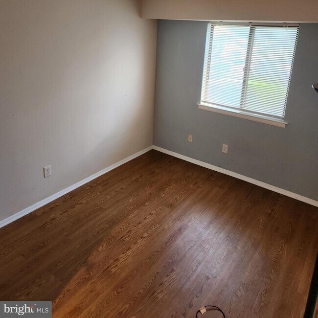 Building Photo - 604A Cypress Point Cir