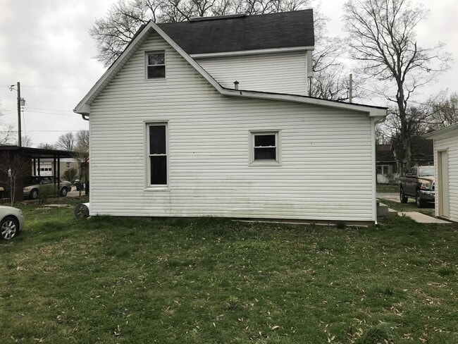 Building Photo - 414 S Prince St