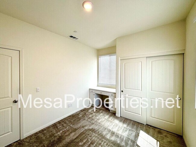 Building Photo - 13422 Menchaca Ct