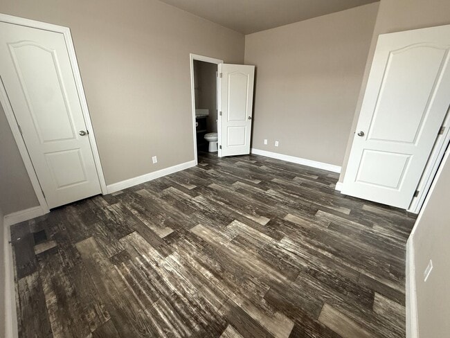 Building Photo - 2021 HOME- CAMP VERDE - VERDE RANCH ESTATES COMMUNITY