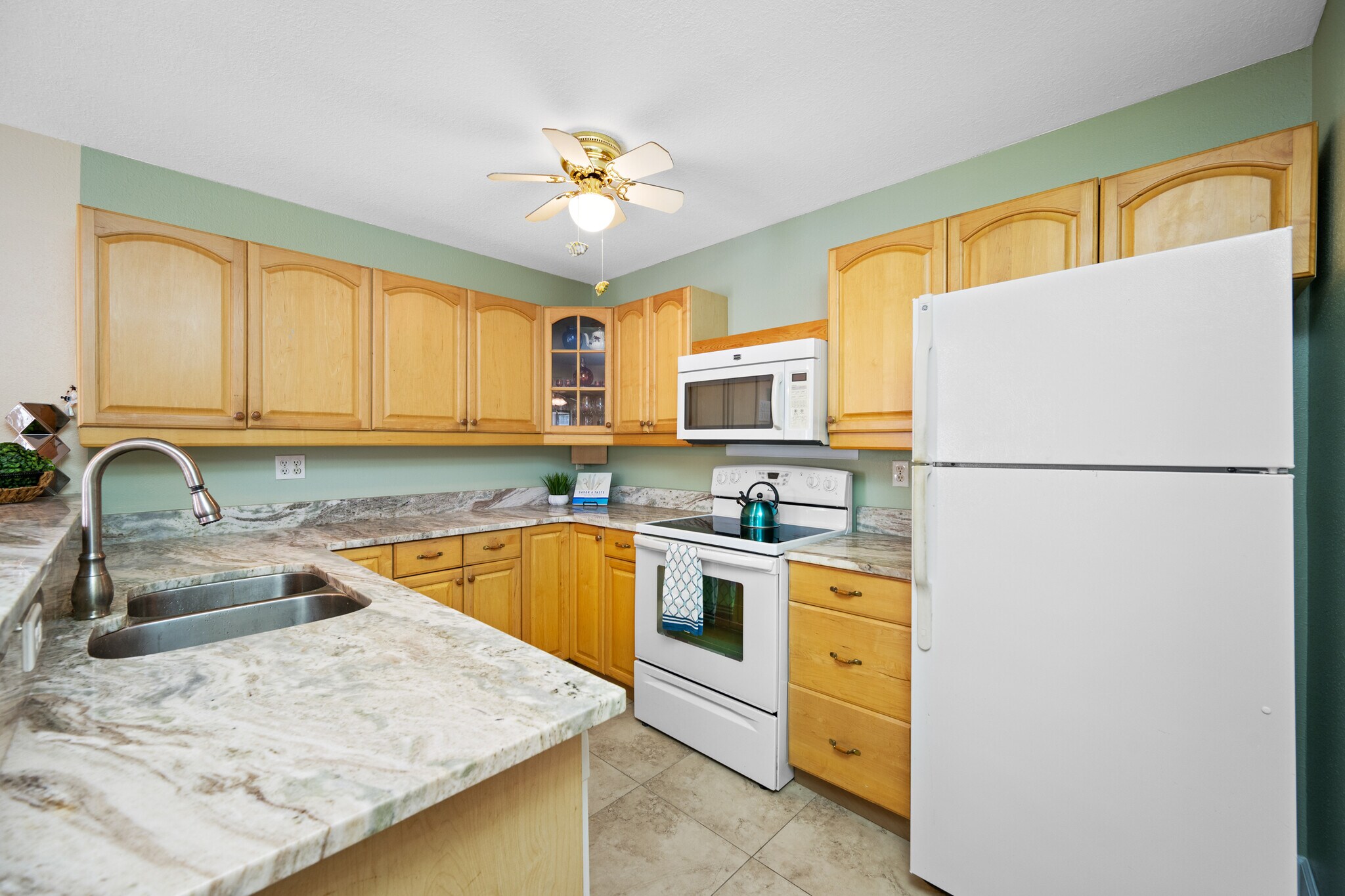 Building Photo - 3301 Crystal Ct E