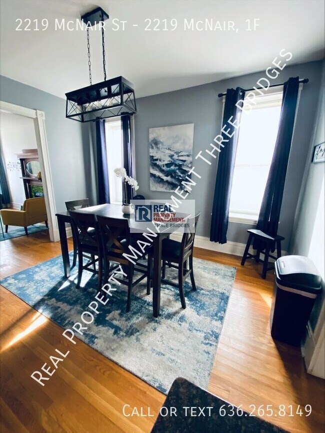 Building Photo - 2219 McNair Ave