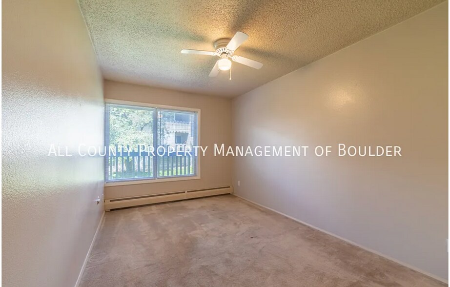Building Photo - 2707 Valmont Rd