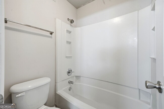 Building Photo - 117 Brittany Ct