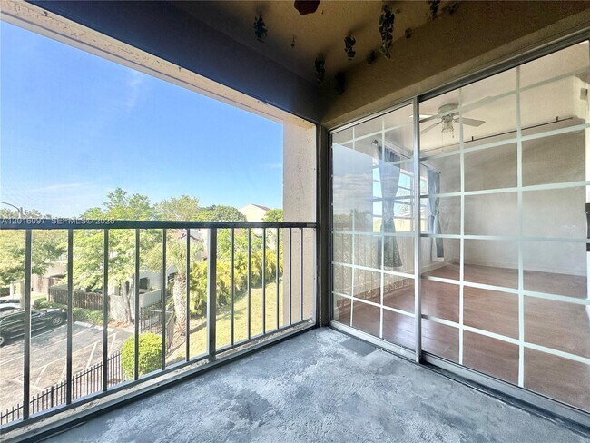 Building Photo - 15340 SW 106th Terrace