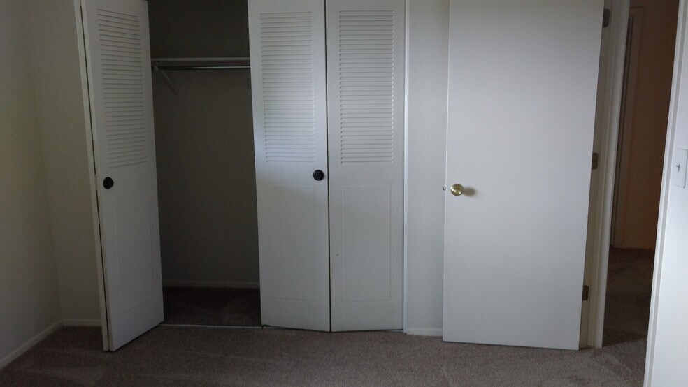 Building Photo - 1425 Bacchus Dr