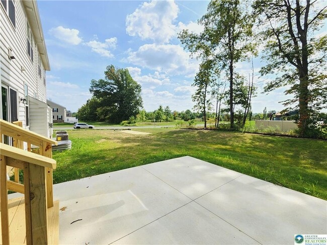Building Photo - 422 Gray Feather Way