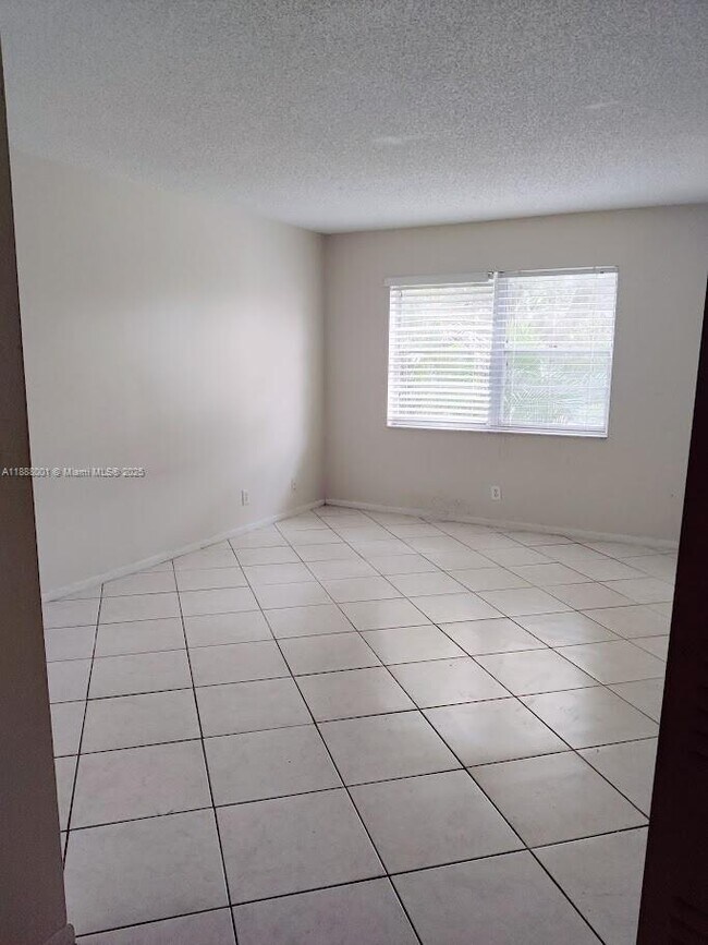 Building Photo - 4384 NW 9th Ave