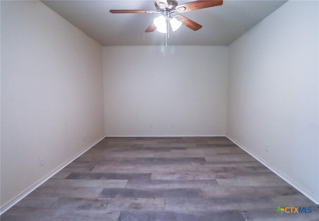 Building Photo - 3102 Ida Dr