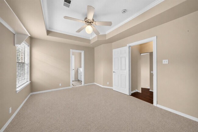 Building Photo - 16410 Emilia Ct