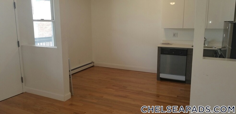 Building Photo - 67 Shawmut St