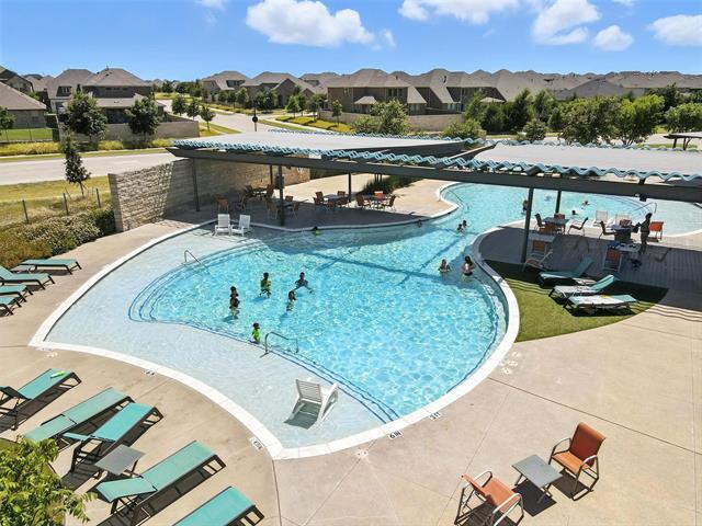 Building Photo - 940 Azure Ln