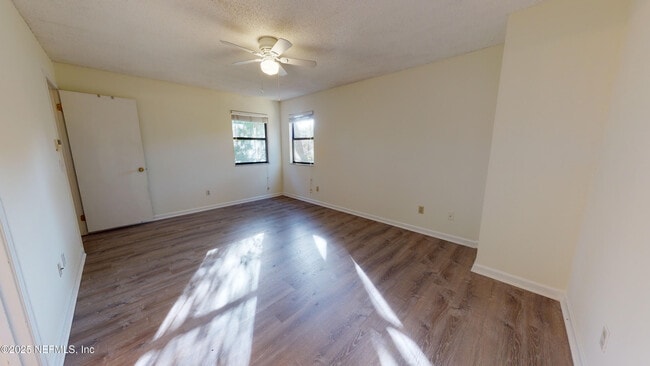 Building Photo - 124 Magnolia St