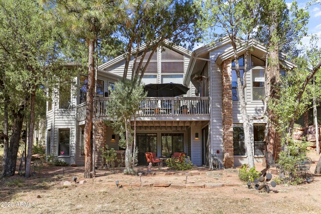Building Photo - 2609 E Pine Island Ln