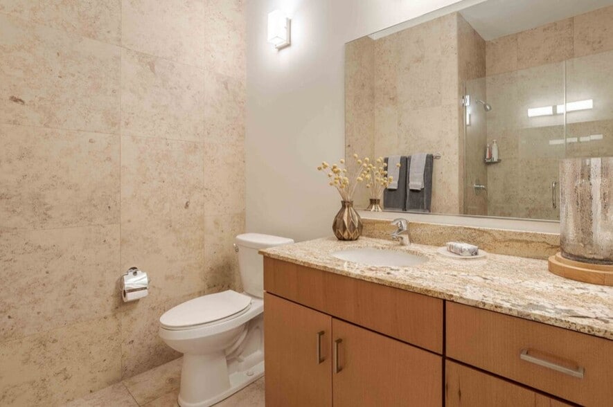 Building Photo - 198 E Illinois St