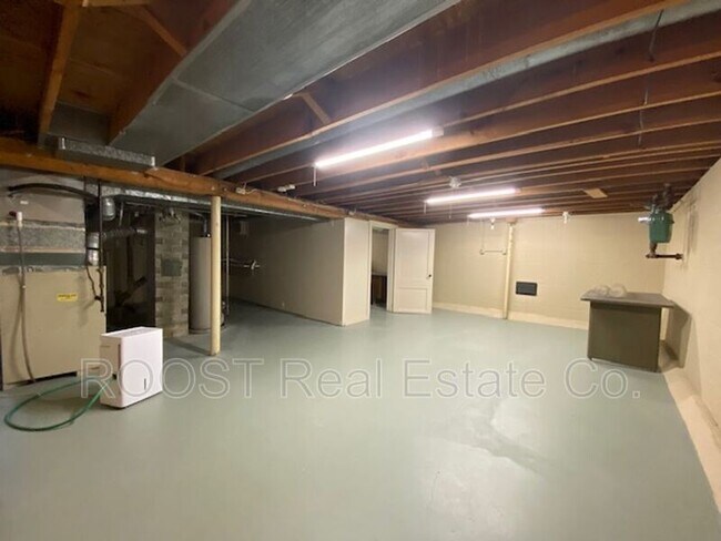 Building Photo - 963 Torrence Dr