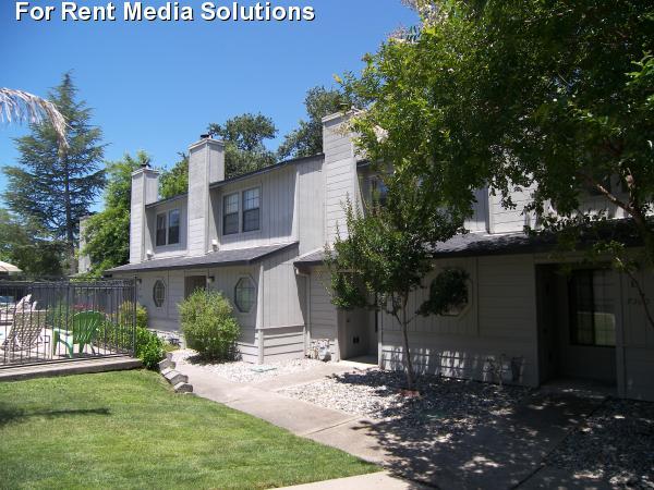 Building Photo - Antelope Hills Townhomes