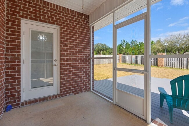 Building Photo - Beautiful home in Ashley Plantation!