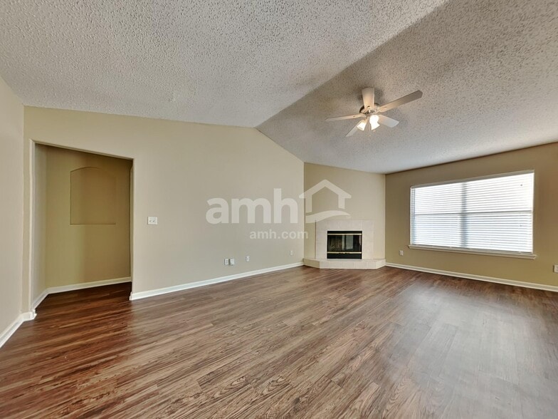 Building Photo - 711 Camp Francis Johnson Rd