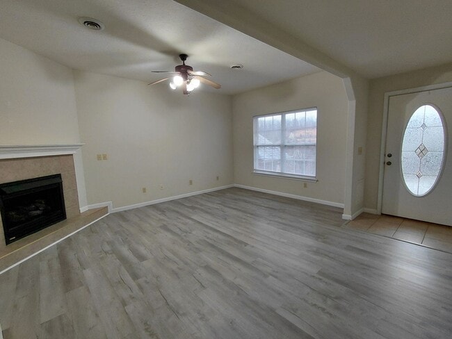 Building Photo - 344 Carmel Valley Way