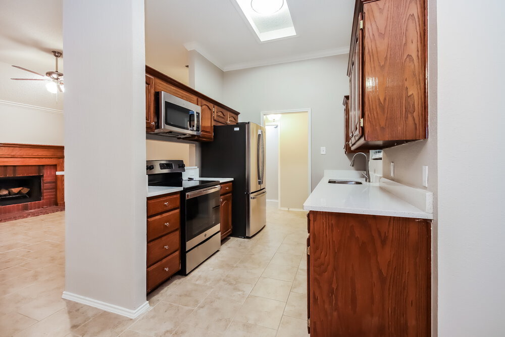 Building Photo - 804 Irene St