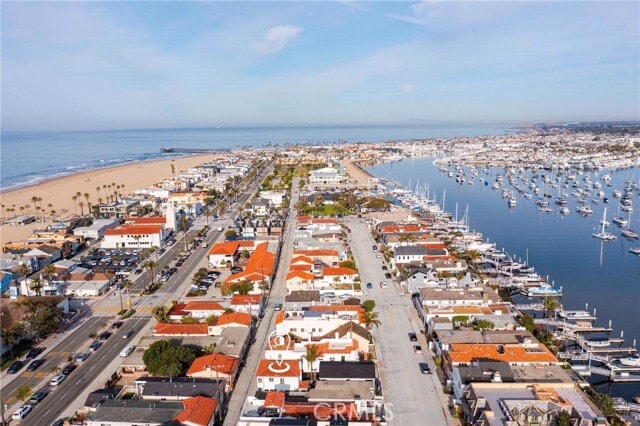 Building Photo - 1319 W Bay Ave