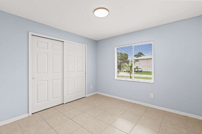 Building Photo - 8400 Matanzas Rd