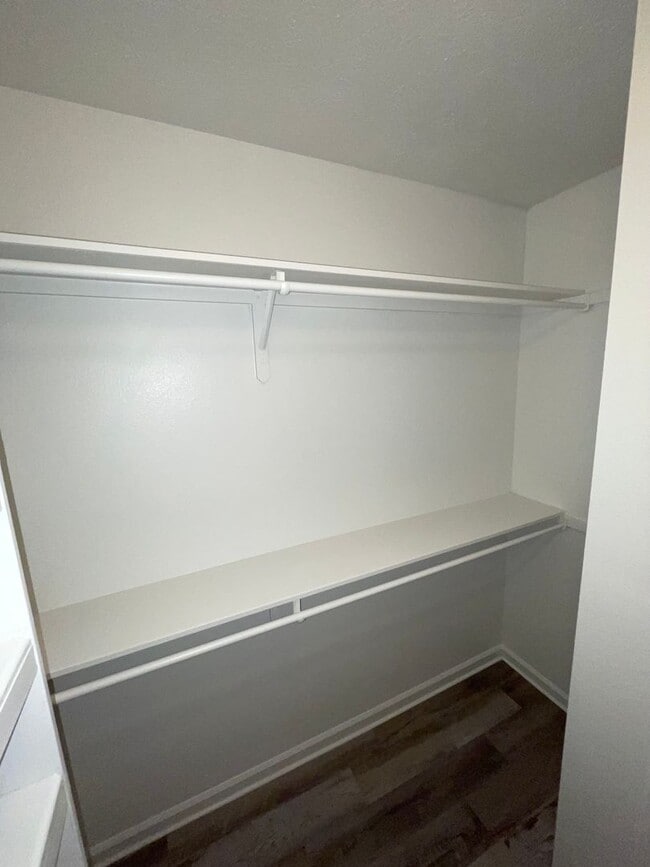 Building Photo - Updated 3/2 with privacy fence!