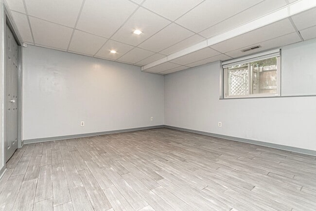 Building Photo - Please View 3D Virtual Walk-Through Before...