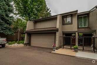 Building Photo - 3BD, 2.5BA Arapahoe Lake Park Townhome Nea...